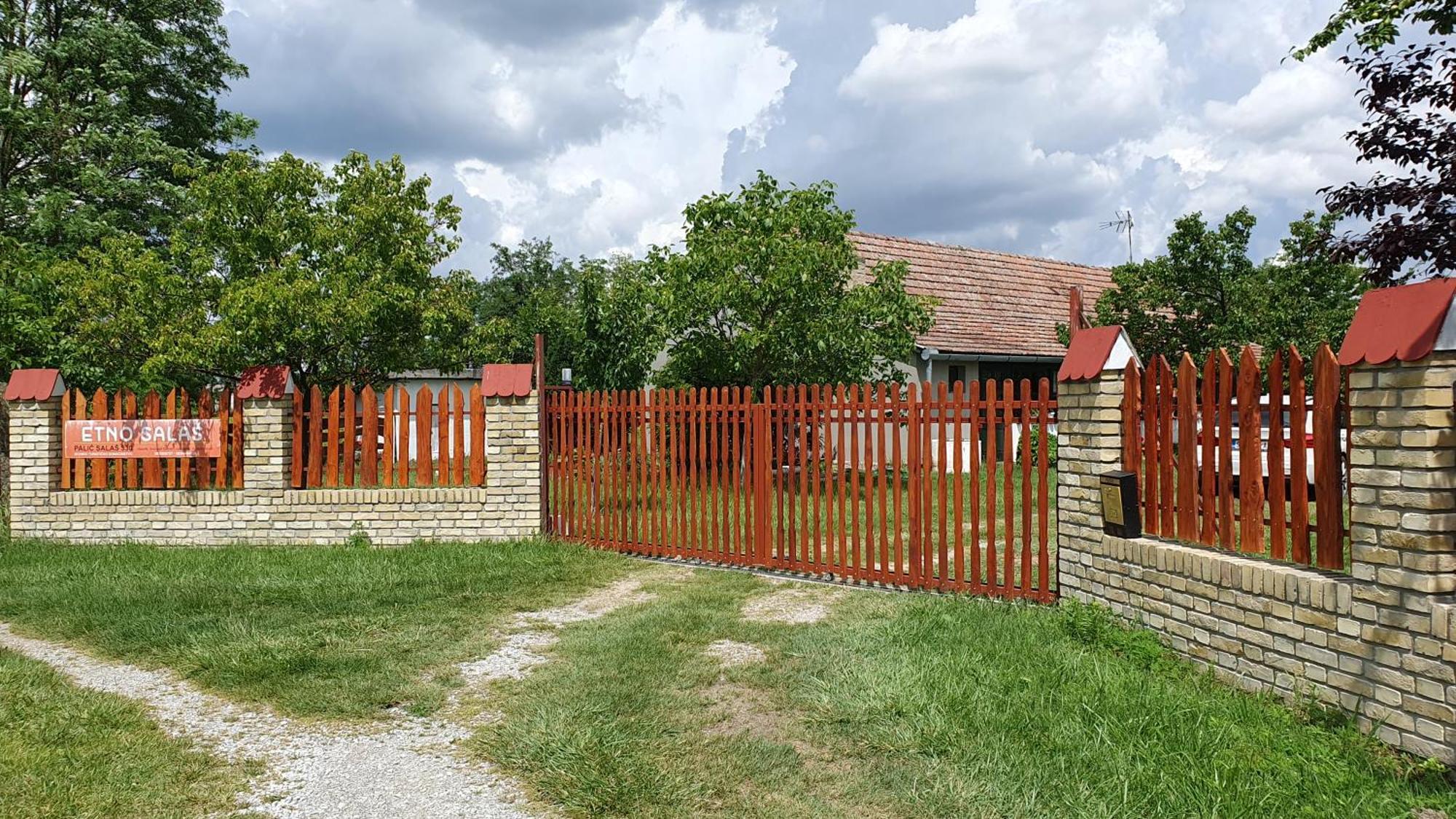 Willa Etno Salas - Etno Ranch - Seosko Turisticko Domacinstvo Palić Zewnętrze zdjęcie
